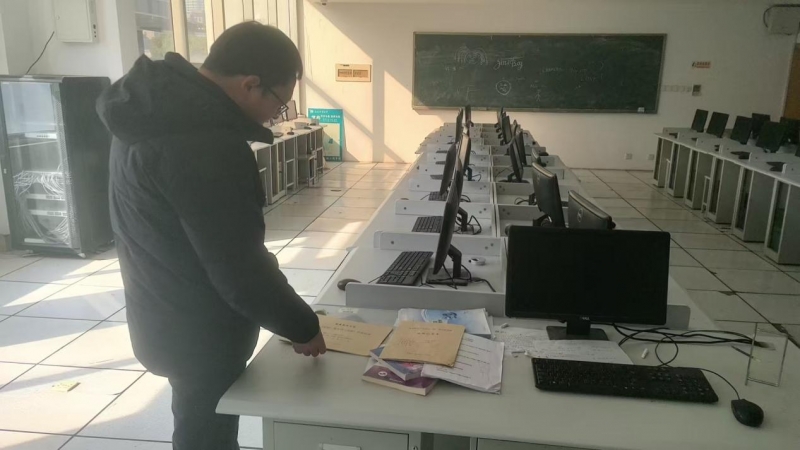 40a17739f5d2eee94d3b9c61bdede6ba