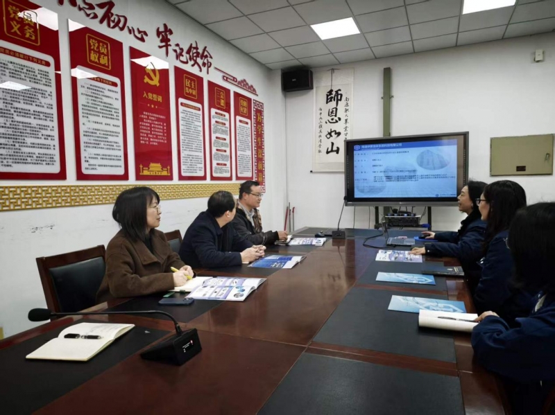 8ba44bd3528dff9c81222ac33a8d2aa6